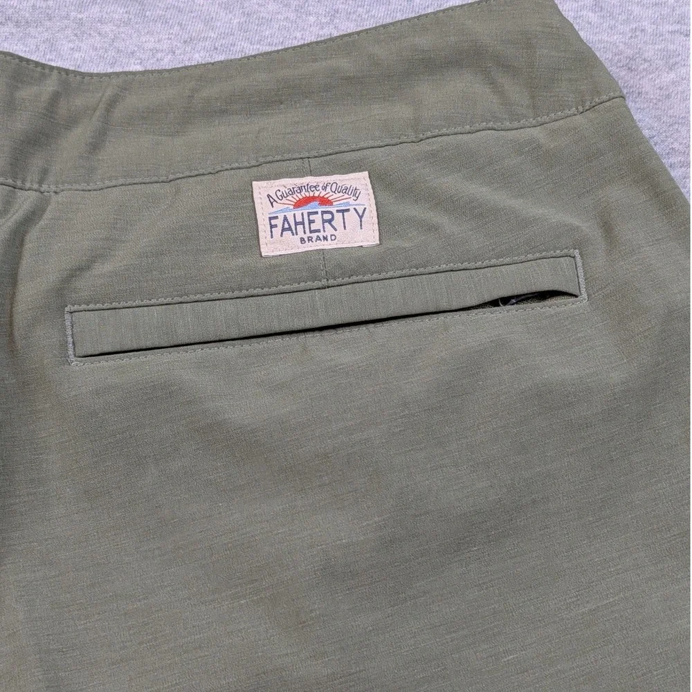 Faherty All Day Shorts Mens 33 Olive Green Hybrid Board Shorts Stretch Quick Dry